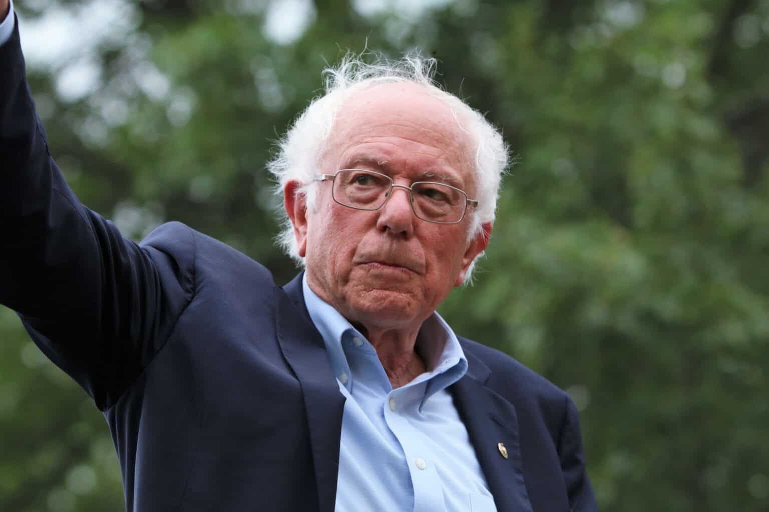 How Many Homes Does Bernie Sanders Own?