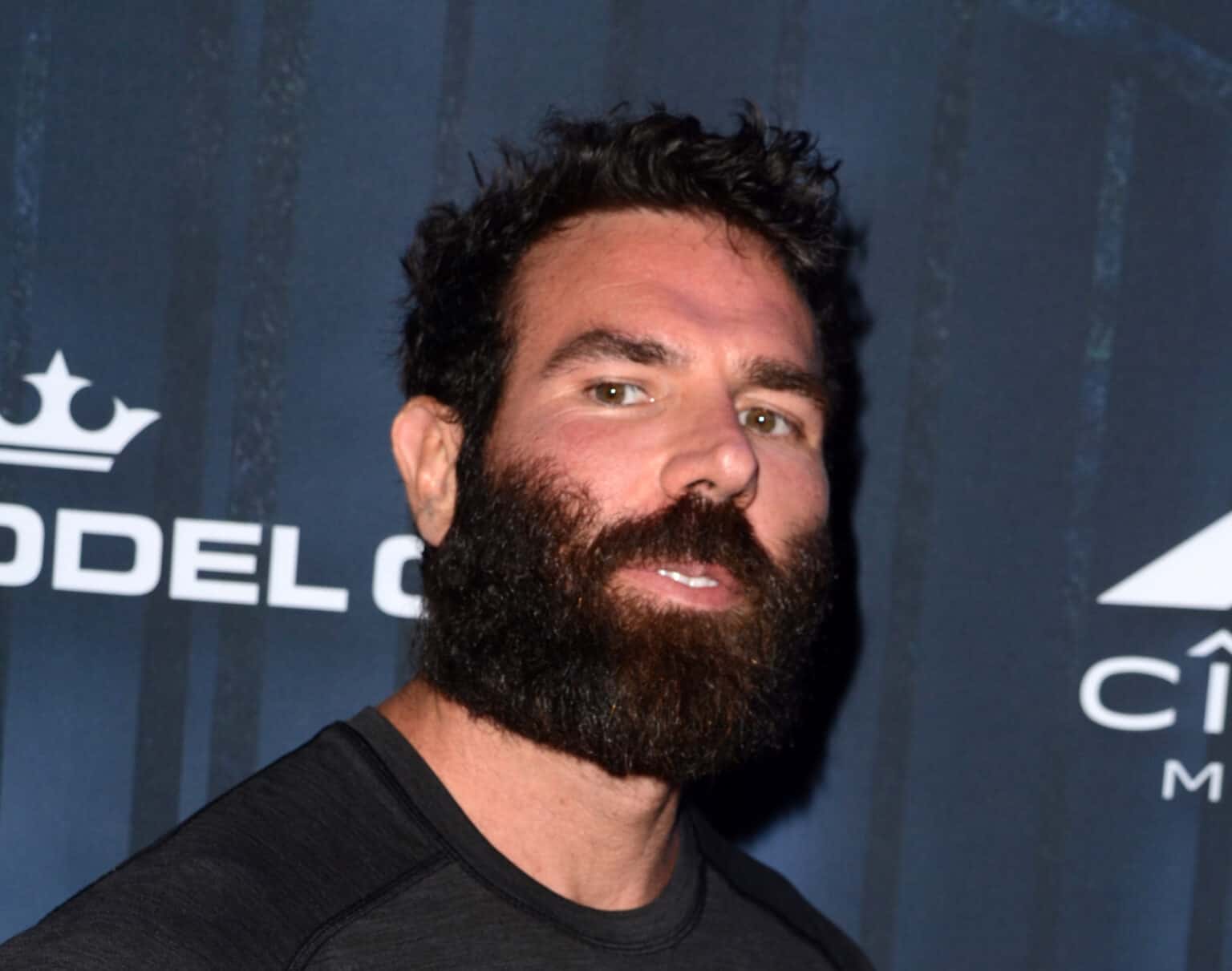 Was Dan Bilzerian In The Military?