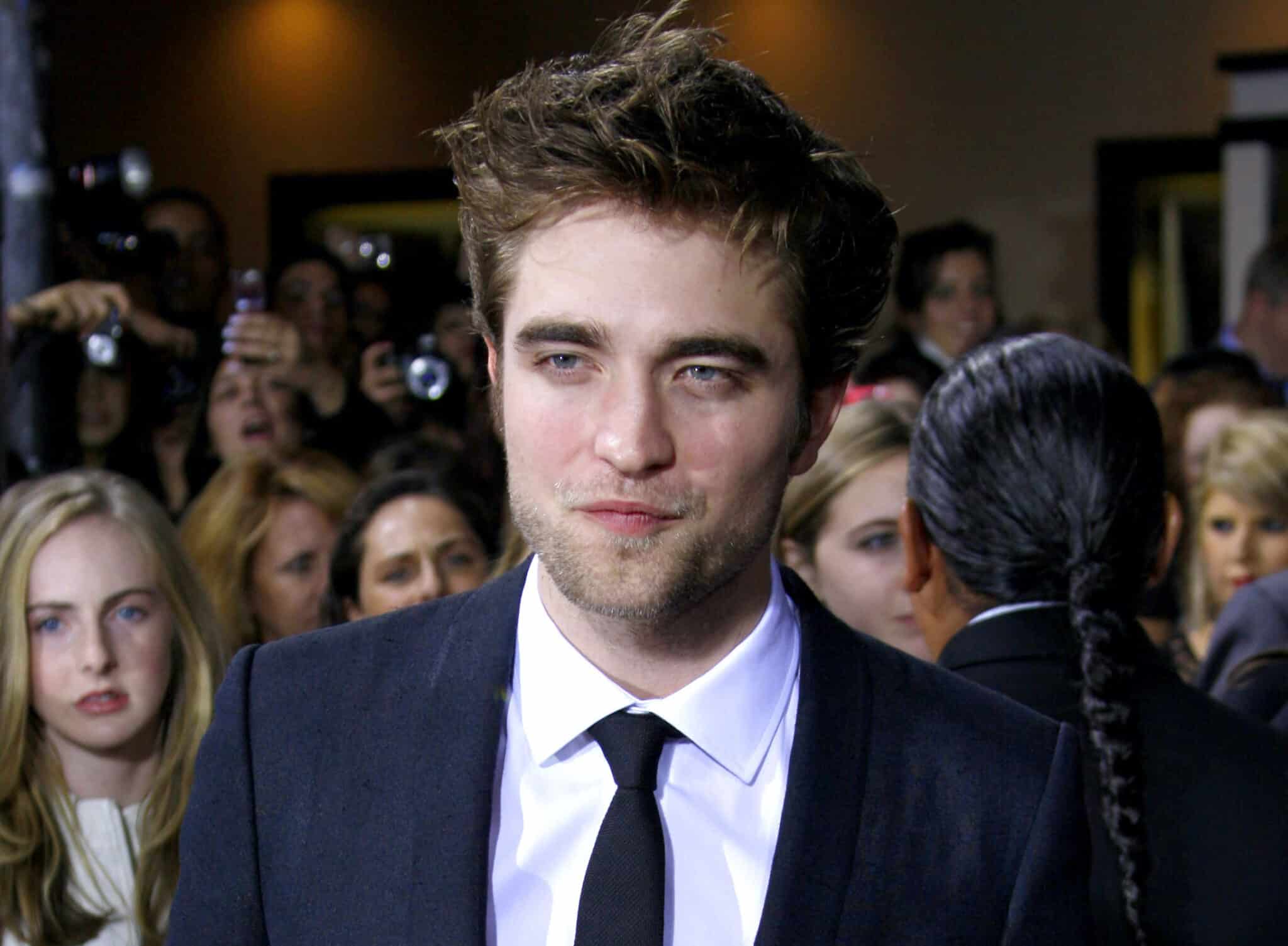 Why Doesn't Robert Pattinson Have Instagram?