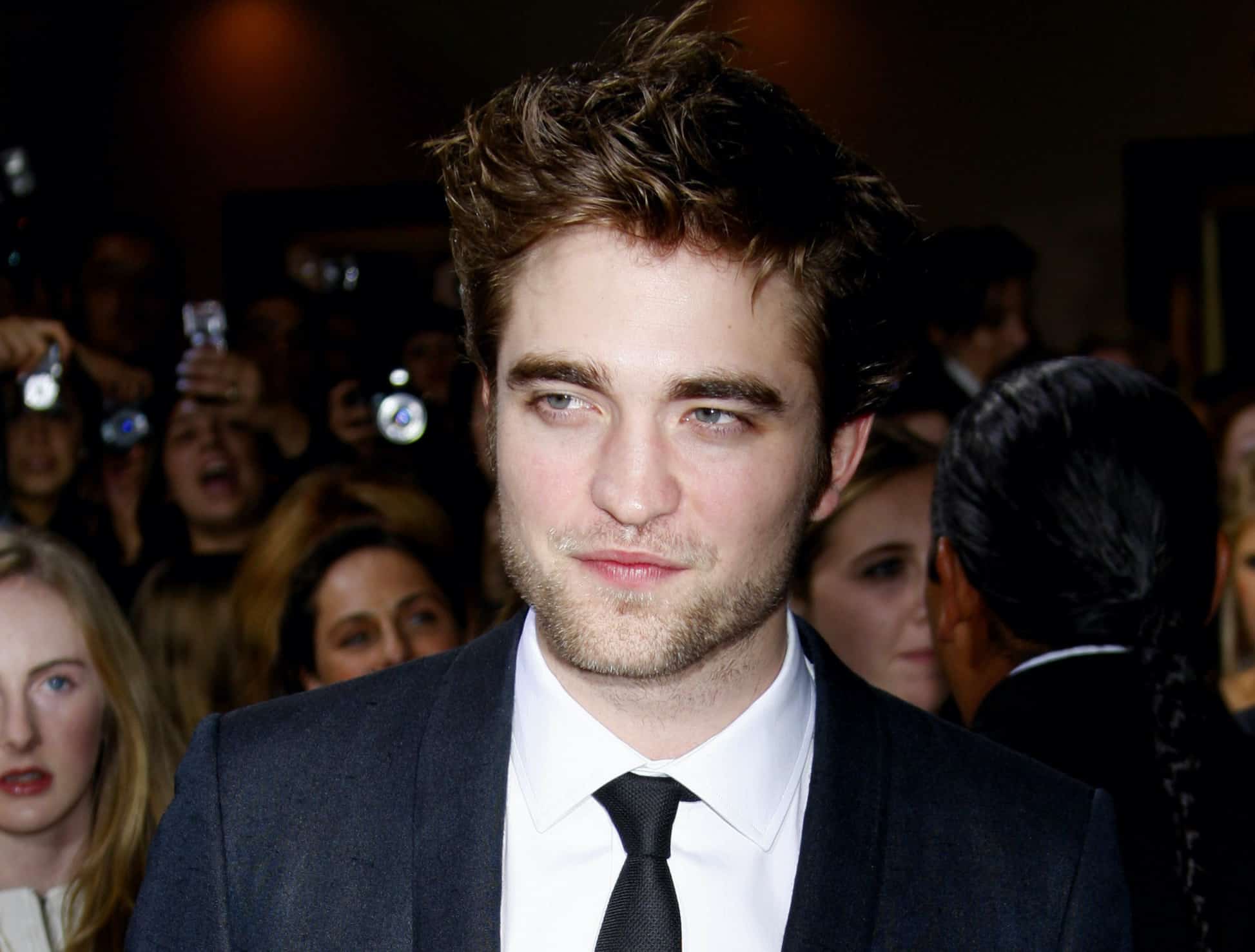 Can Robert Pattinson Sing?