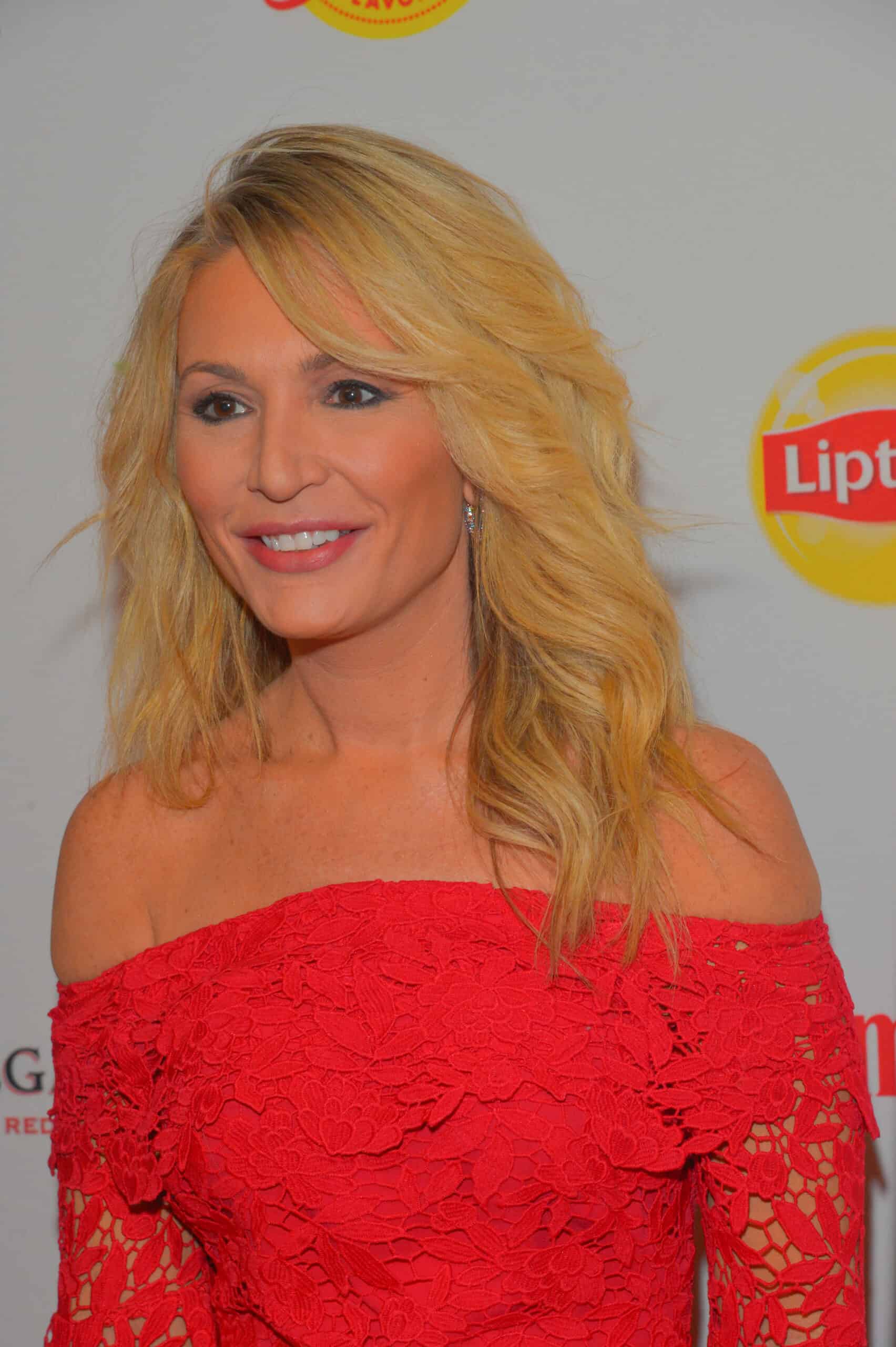 Kate Chastain Net Worth - bbqg64t