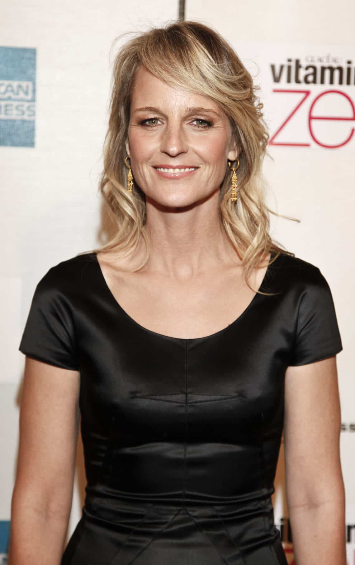 has helen hunt had plastic surgery some people think so has helen hunt had plastic surgery some people think so