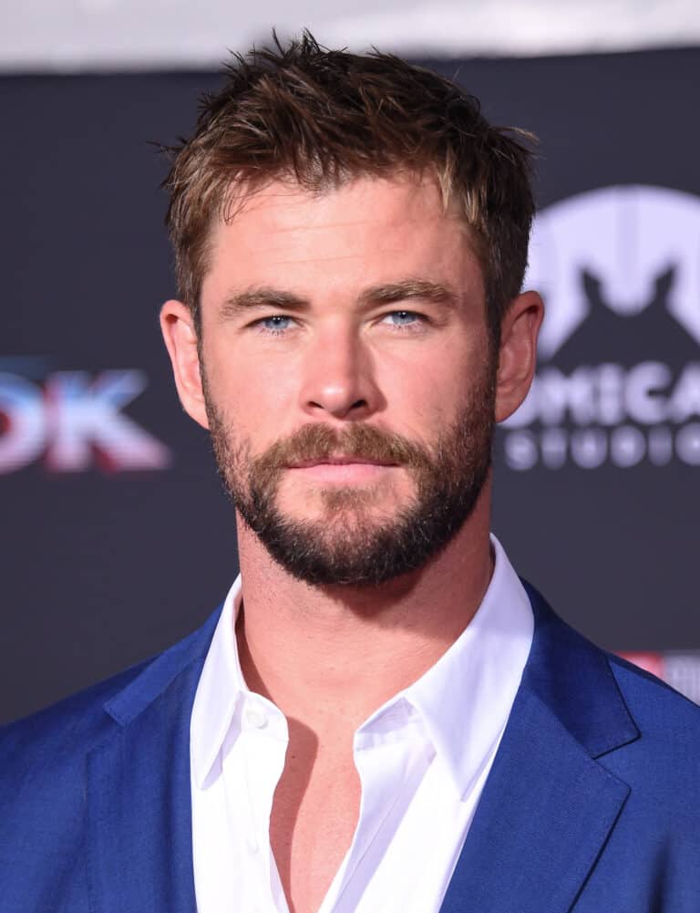 What Cologne Does Chris Hemsworth Wear?