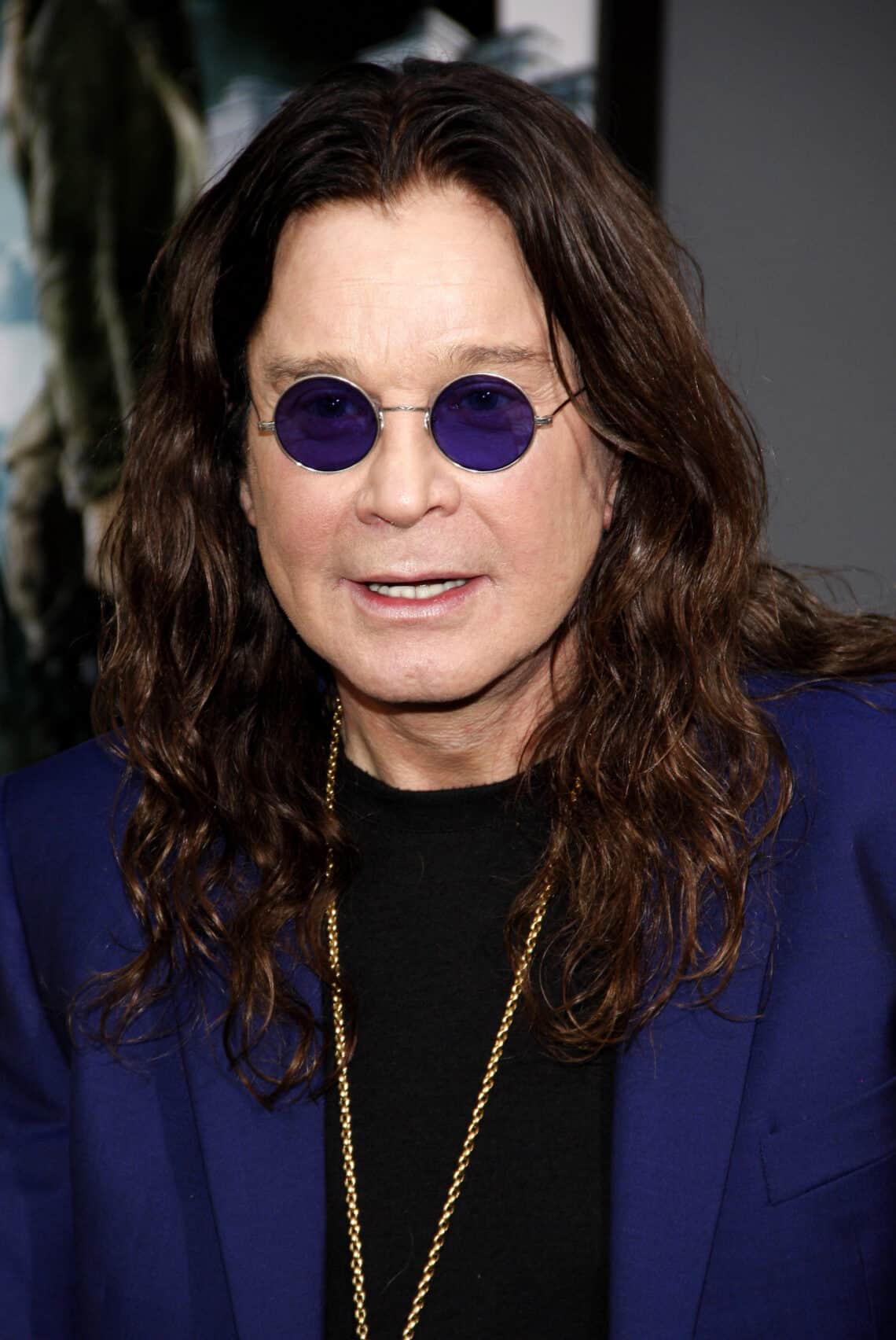 does ozzy osbourne wear makeup