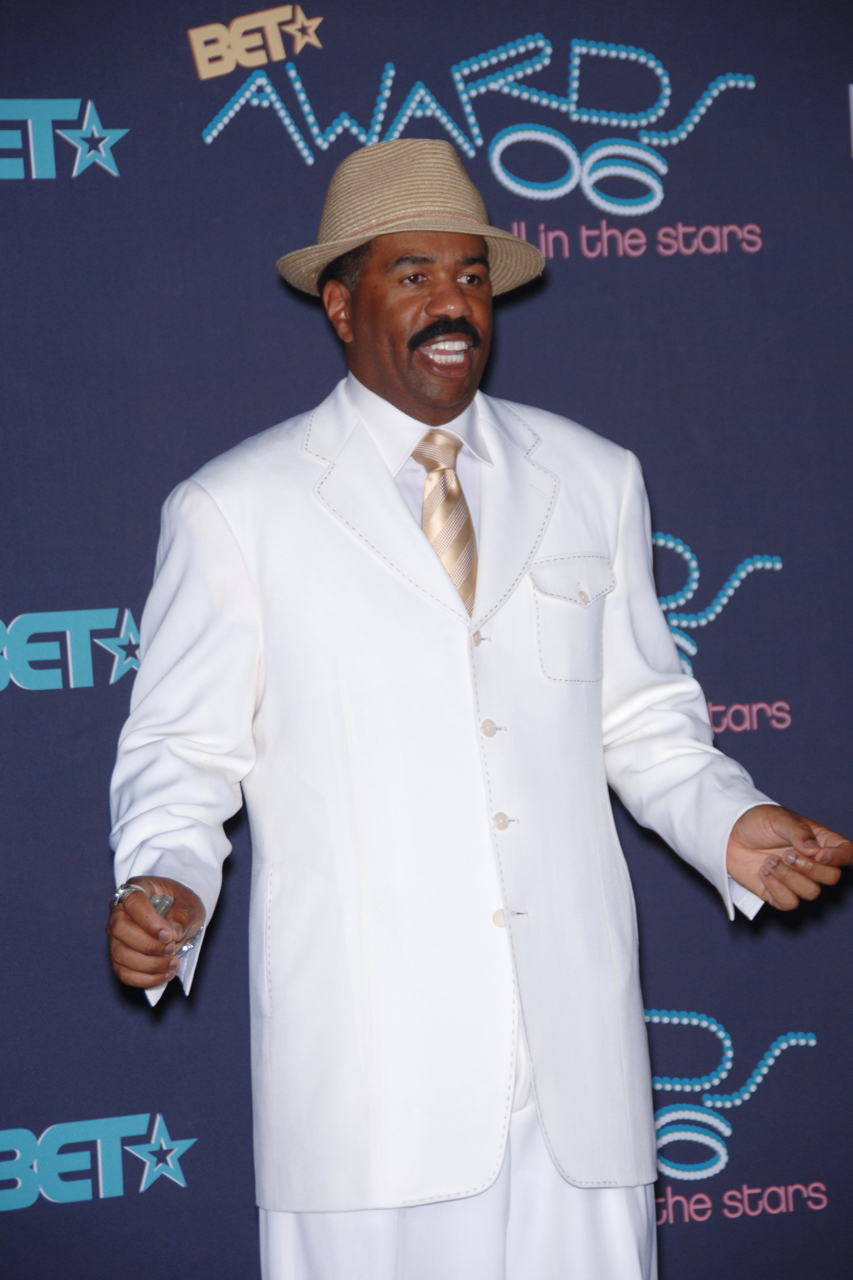Did Steve Harvey Go To College?