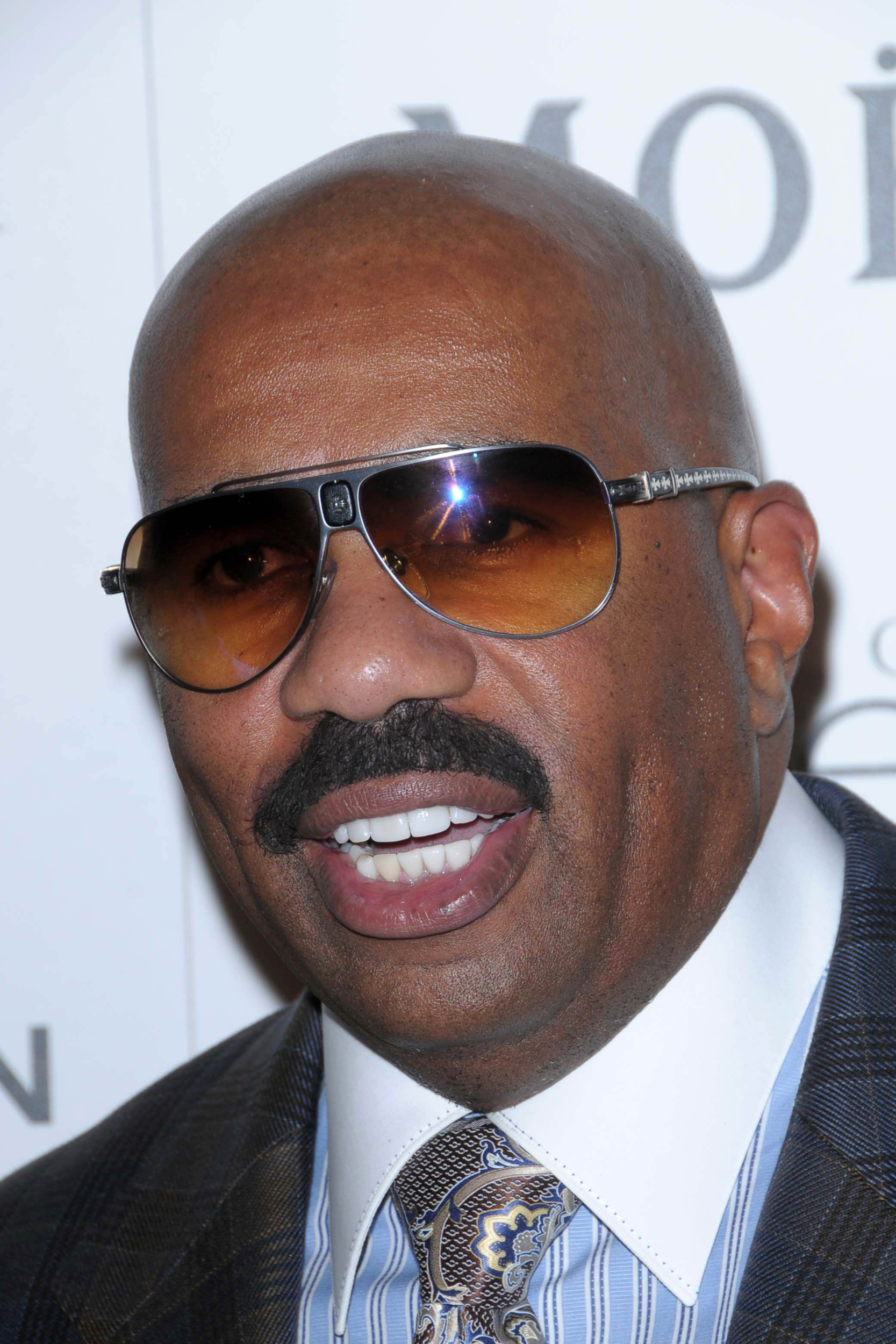 Does Steve Harvey Have A Twin Brother?
